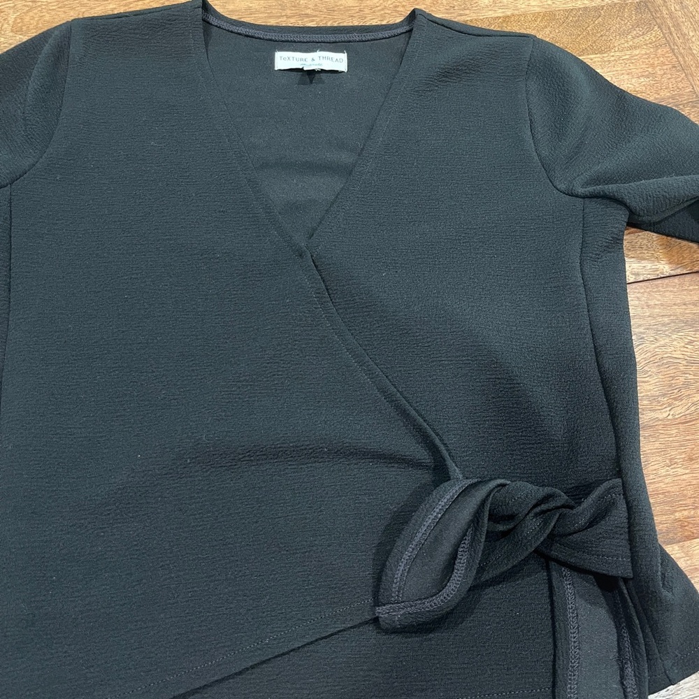 Madewell Texture and Thread Black V-Neck Wrap Tie Blouse Top Fitted Sz XS